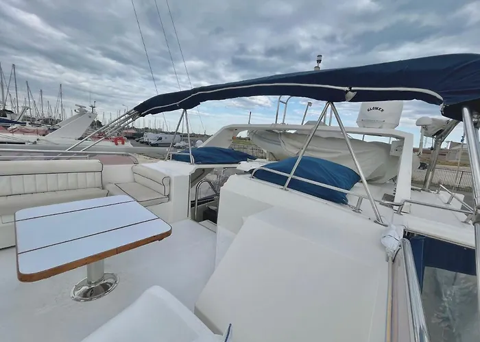 船屋 Navi, Yacht A Quai Centre, 2 A 8 Pers 塞特港