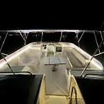 Navi - Yacht A Quai Au Coeur De - Terrasse & Flybridge - 2 A 8 Personnes Botel